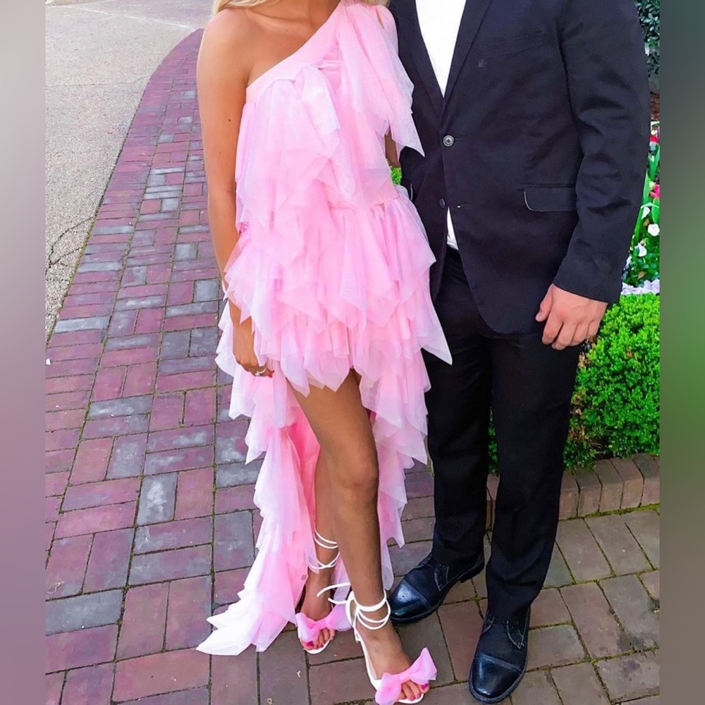 ONE SHOULDER RUFFLE PINK MINI TULLE DRESS